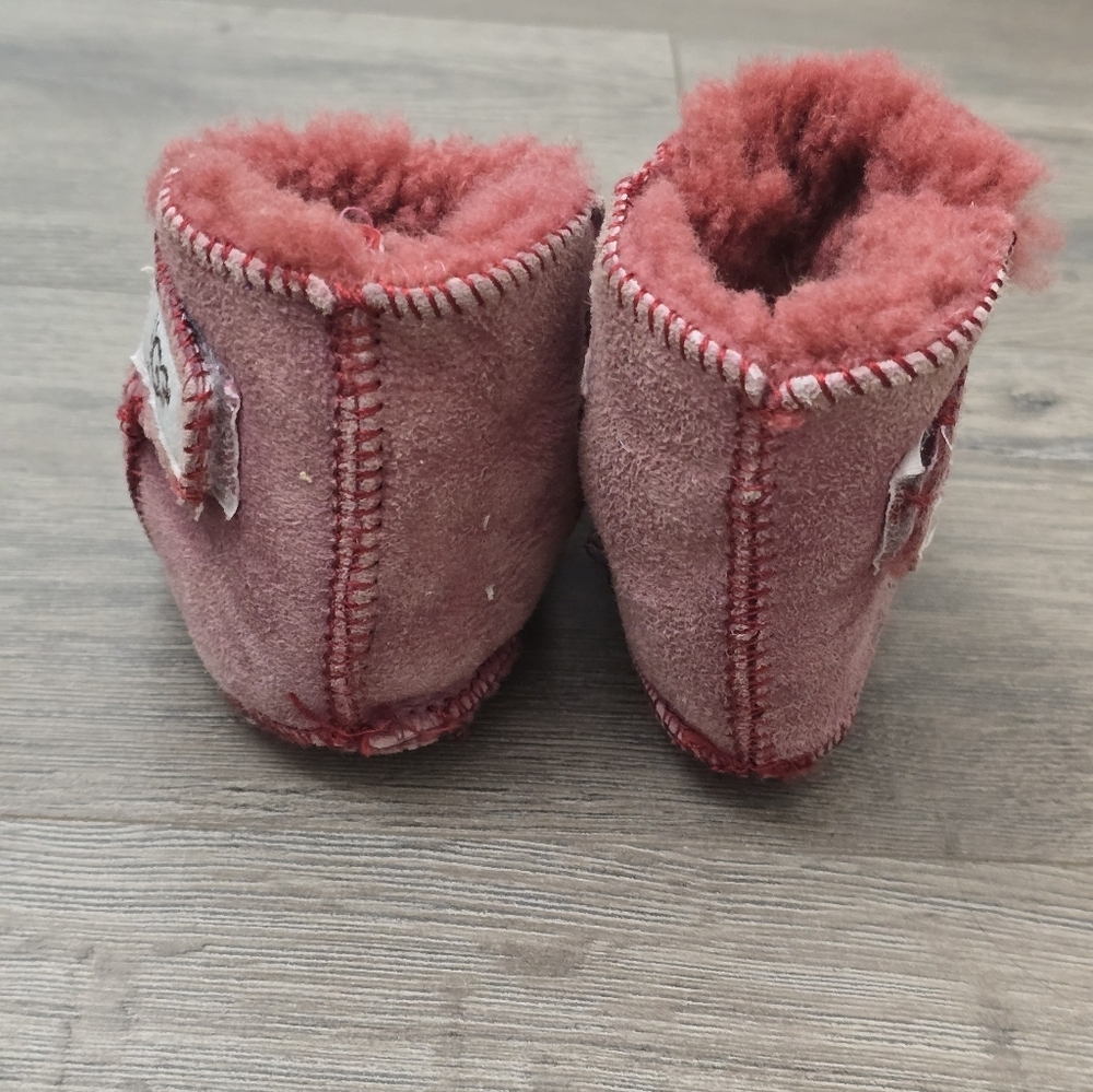UGG Baby Fuzzy Boots Comfy Reddish Color Soft - Picture 3 of 6